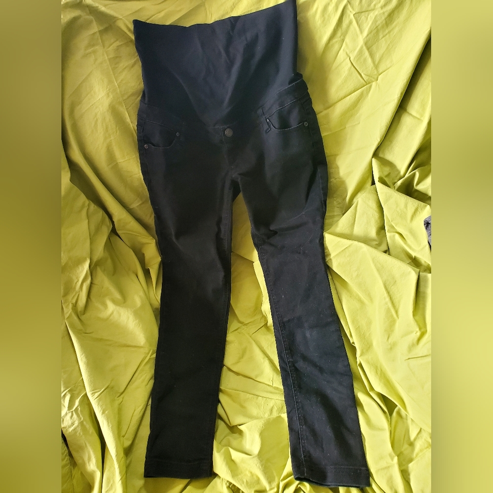liz lang maternity size M black stretchy jeans